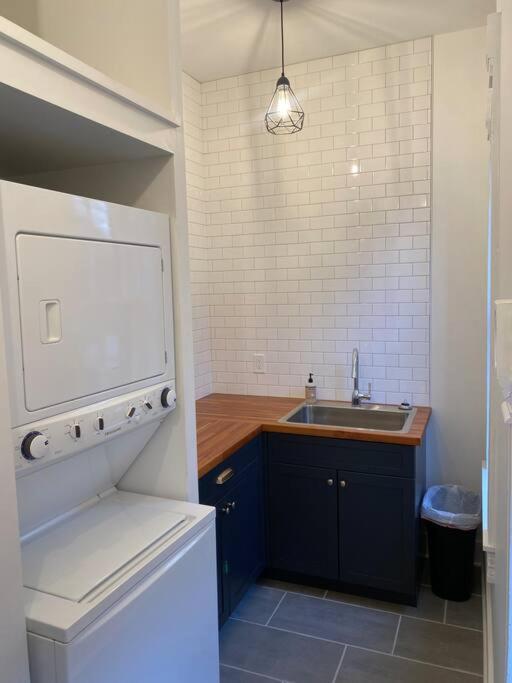 Derby Luxe 3-story Historic 6 Min From Churchill * Louisville