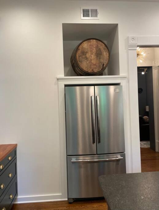 Holiday home Derby Luxe 3-story Historic 6 Min From Churchill *