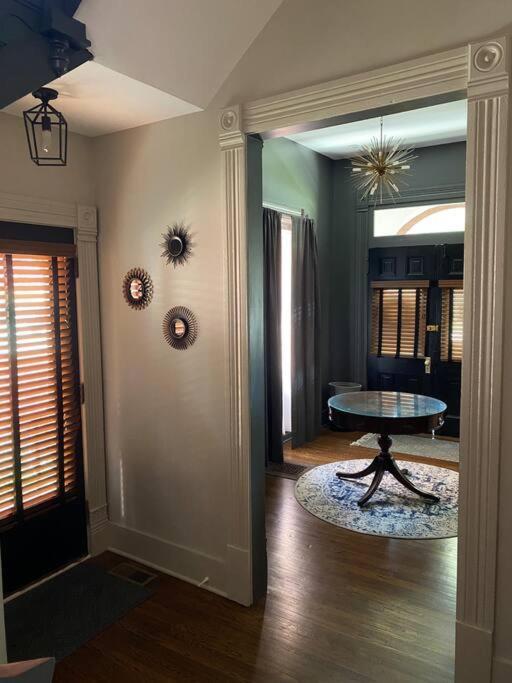 Holiday home Derby Luxe 3-story Historic 6 Min From Churchill Louisville